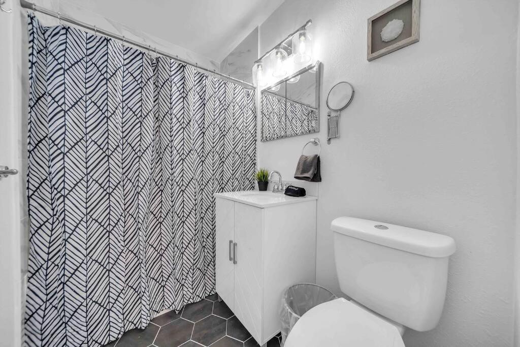 Sweet Escape 5 Br/2Ba Min From Airport And Beach Форт-Лодердейл Экстерьер фото