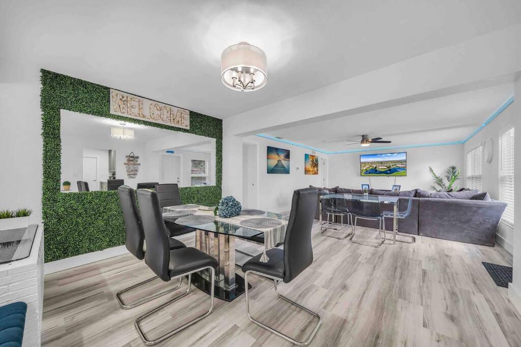 Sweet Escape 5 Br/2Ba Min From Airport And Beach Форт-Лодердейл Экстерьер фото